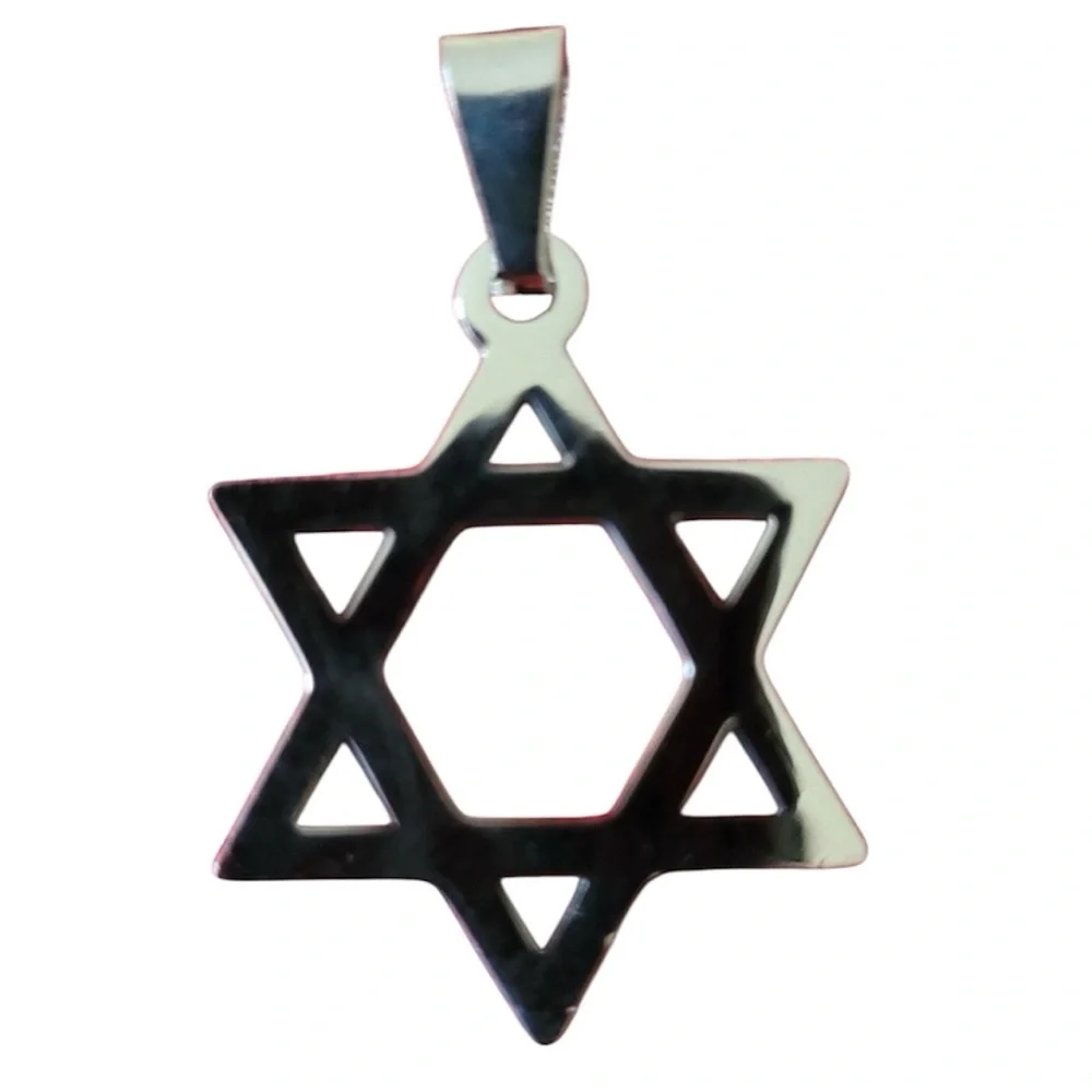 NEW Shiny Silver Star of David Pendant NWT